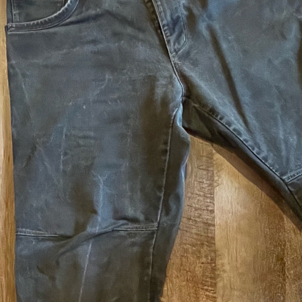 Kuhl Ryder decent shape.